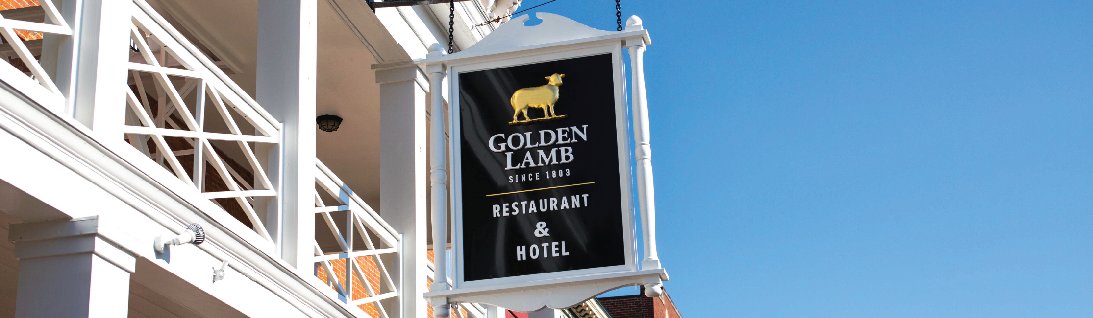 image of outside of the Golden Lamb Restaurant 